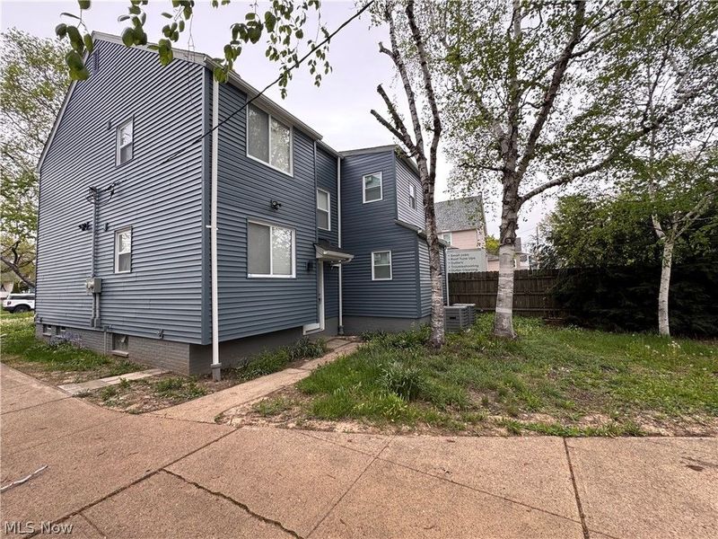 2811 Oak Park Avenue , Cleveland, OH 44109 Photo 34