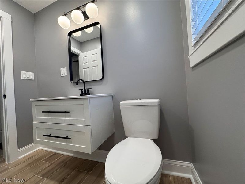 2811 Oak Park Avenue , Cleveland, OH 44109 Photo 7