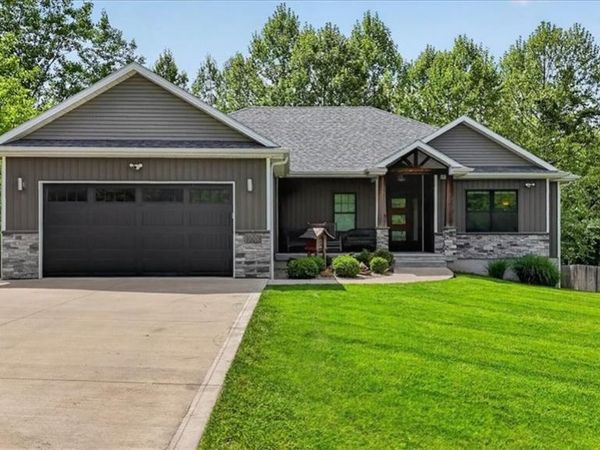 1000 Cheatham Court, Warrensburg, MO 64093