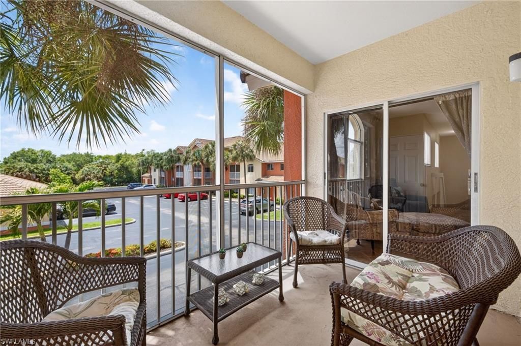 6361 Aragon Way, Unit 202, Fort Myers, FL 33966 Photo
