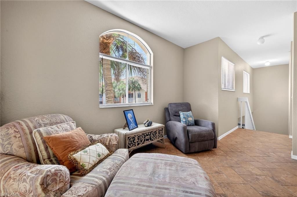 6361 Aragon Way, Unit 202, Fort Myers, FL 33966 Photo