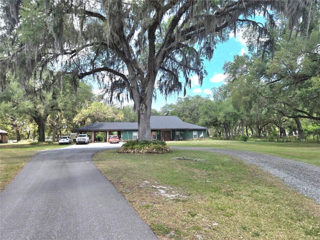 2672 SE 35th Street, Sumterville, FL 33585 Photo