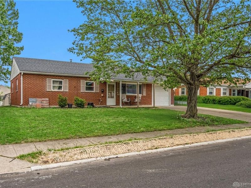 309 Lutz Drive, Englewood, OH 45322 Photo 1