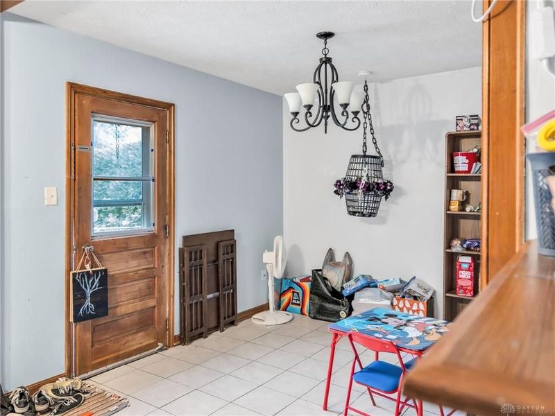 309 Lutz Drive, Englewood, OH 45322 Photo 10