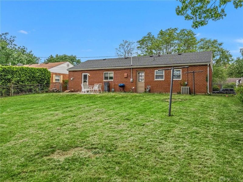 309 Lutz Drive, Englewood, OH 45322 Photo 17