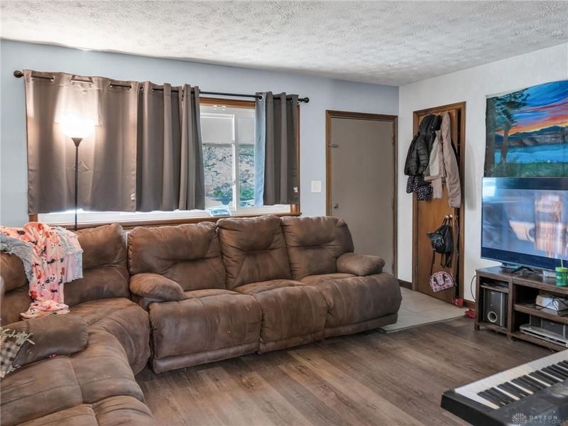 309 Lutz Drive, Englewood, OH 45322 Photo 6