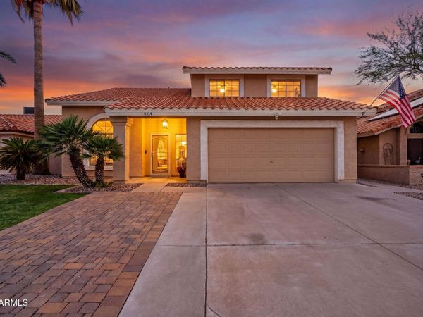 4314 E AMBERWOOD Drive, Phoenix, AZ 85048