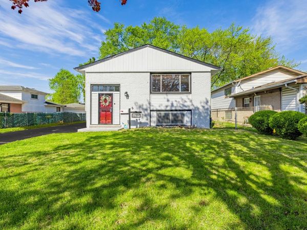 16544 Marshfield Avenue S, Markham, IL 60428