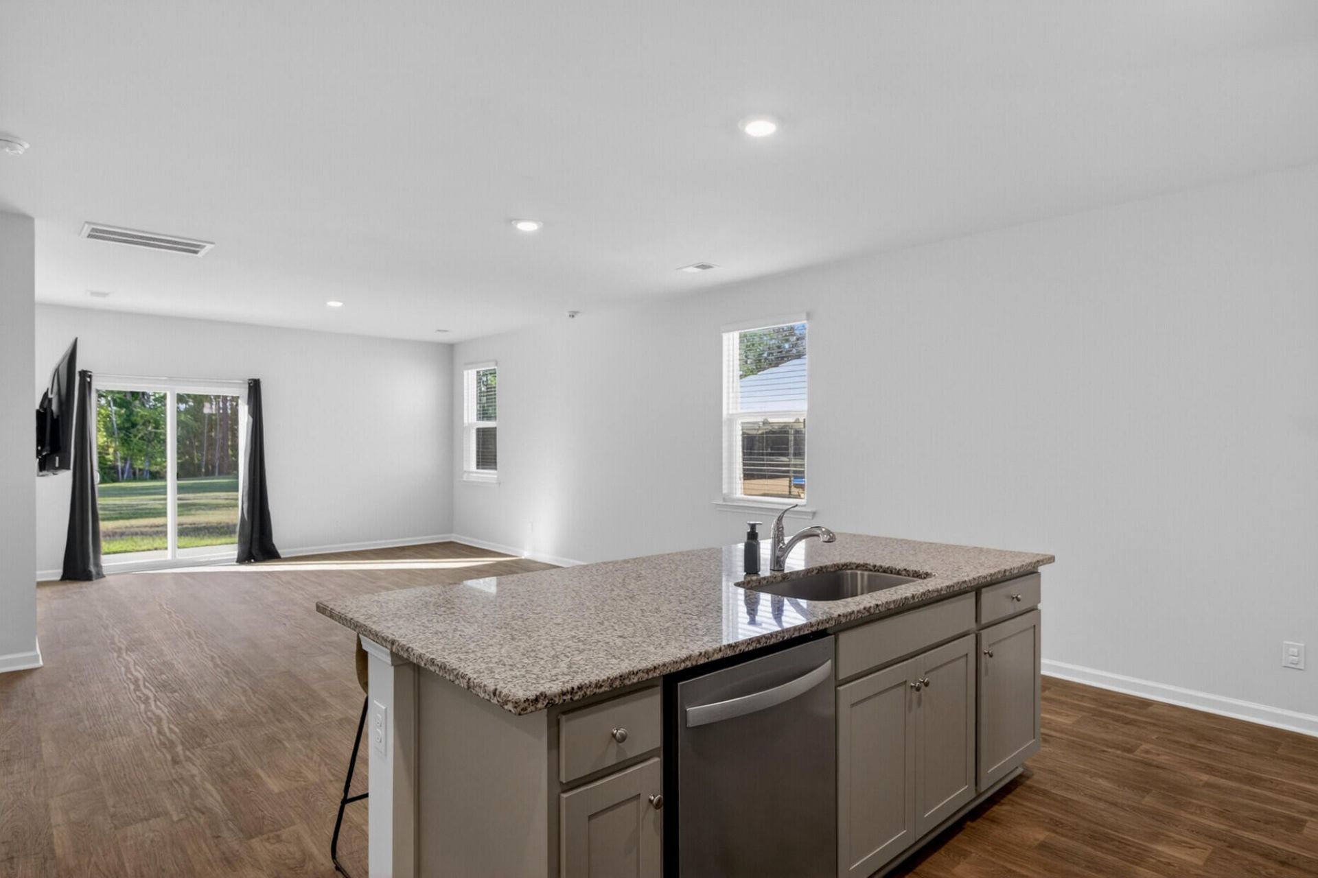 644 Ladywood Drive Photo 18
