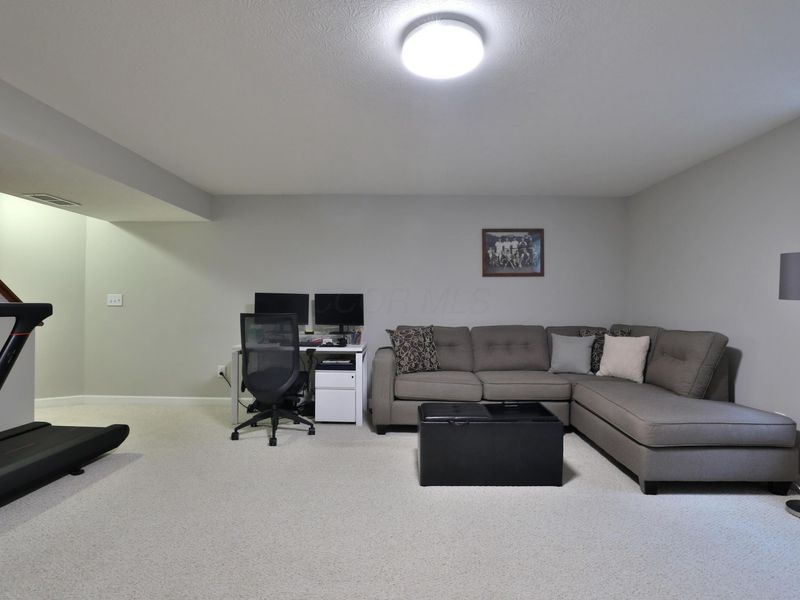 924 Chara Lane, Columbus, OH 43240 Photo 27