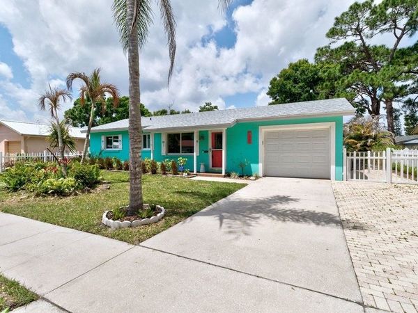 545 21st Avenue, Vero Beach, FL 32962