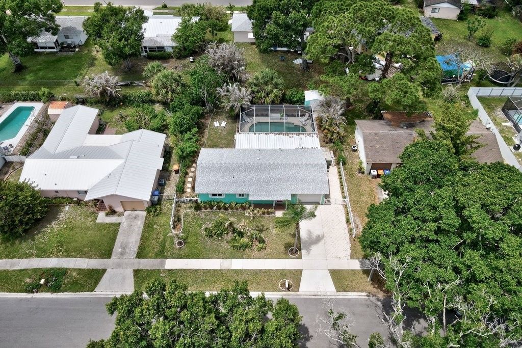 545 21st Avenue, Vero Beach, FL 32962 Photo