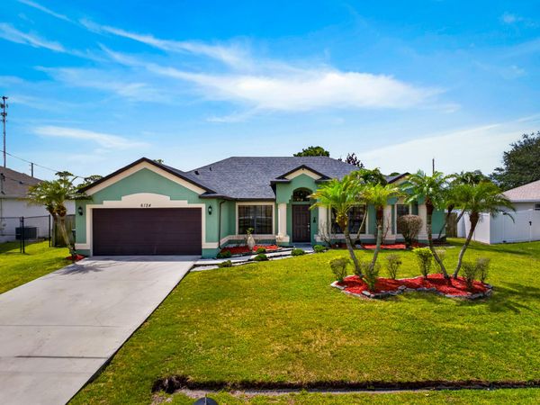 6124 NW Ginger Lane, Port St. Lucie, FL 34986