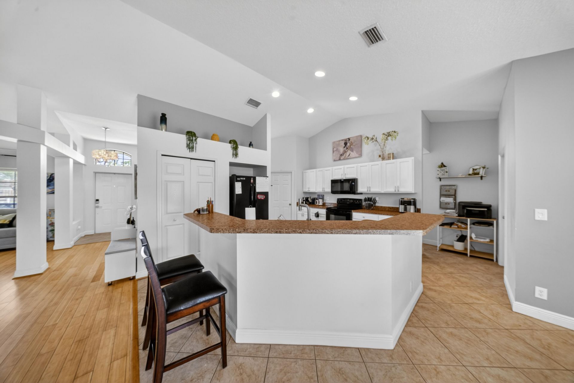 6124 NW Ginger Lane, Port Saint Lucie, FL 34986 Photo