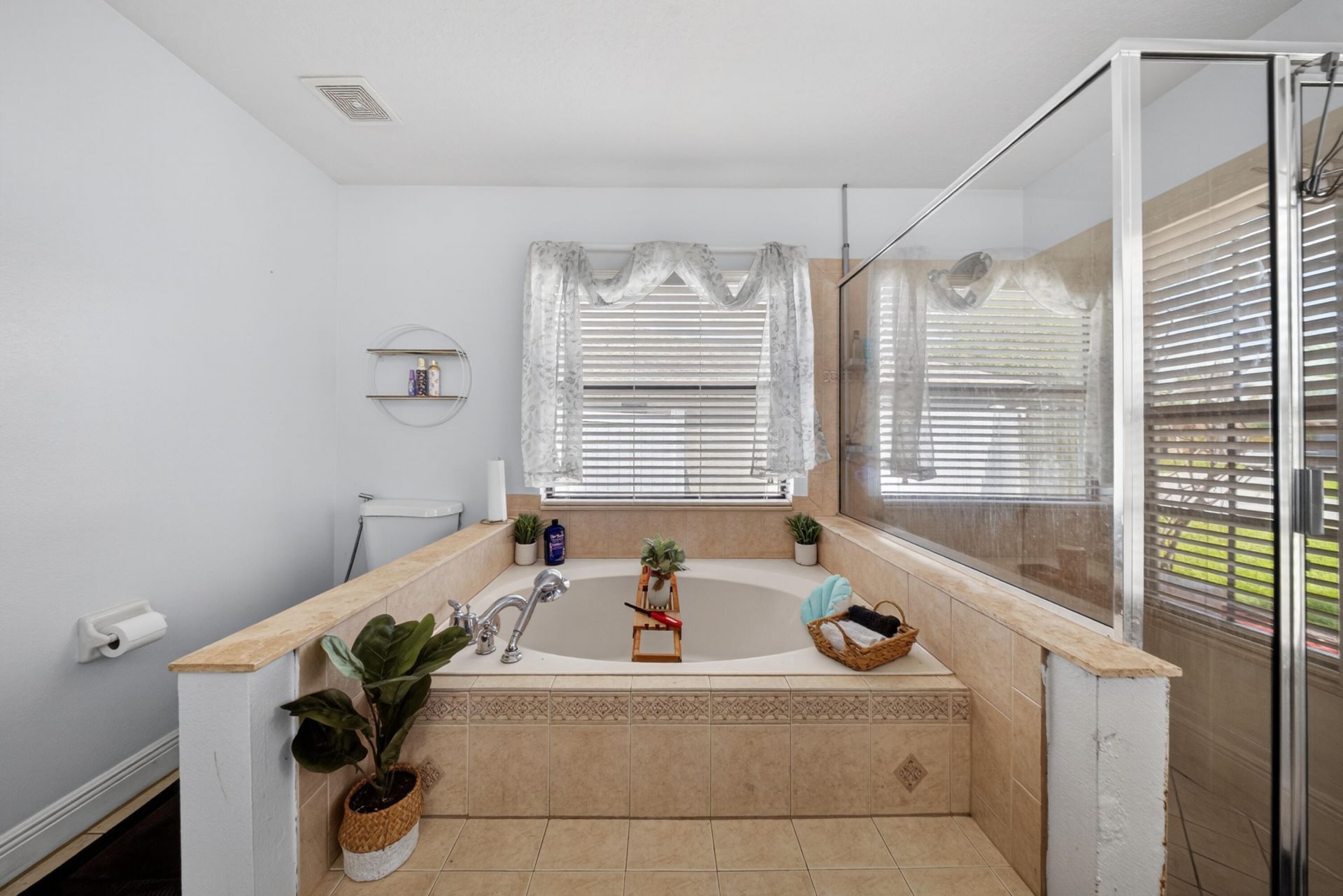 6124 NW Ginger Lane, Port Saint Lucie, FL 34986 Photo