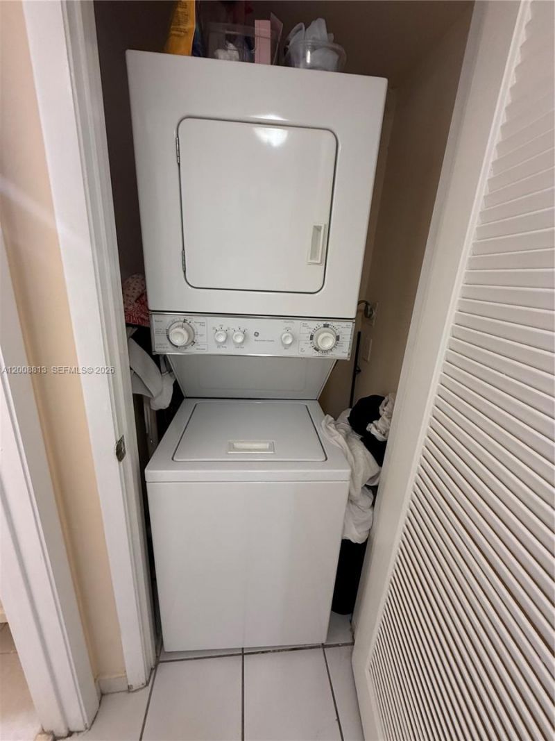 9270 Fontainebleau Blvd, Unit 102, Miami, FL 33172 Photo