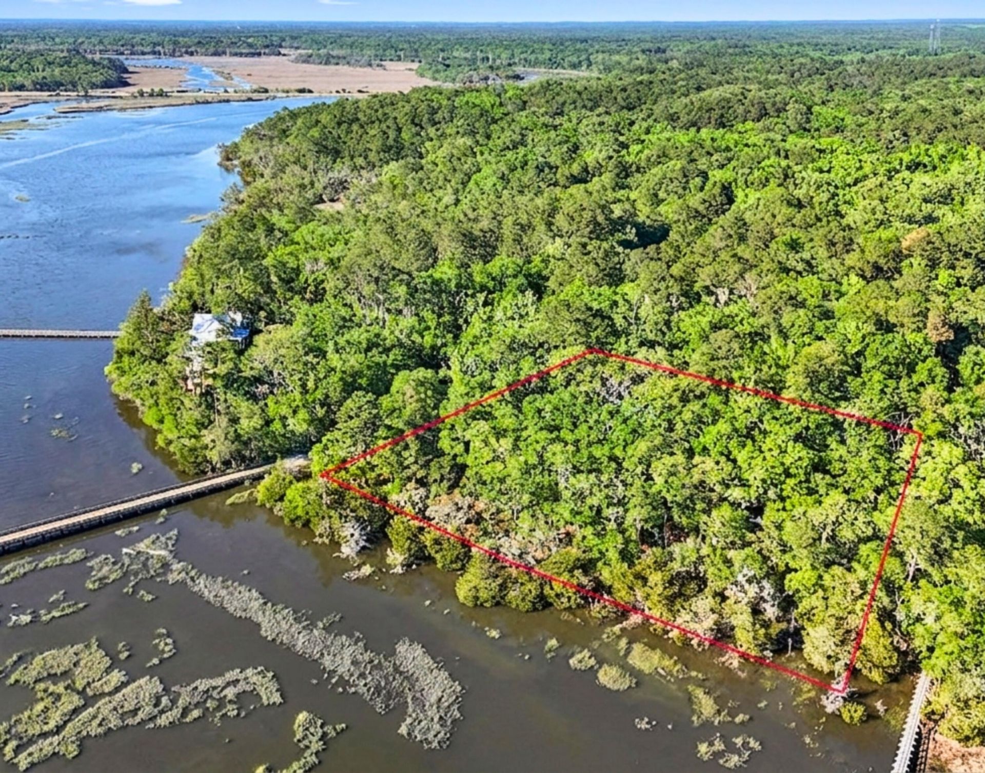 75 Island Way Photo 4