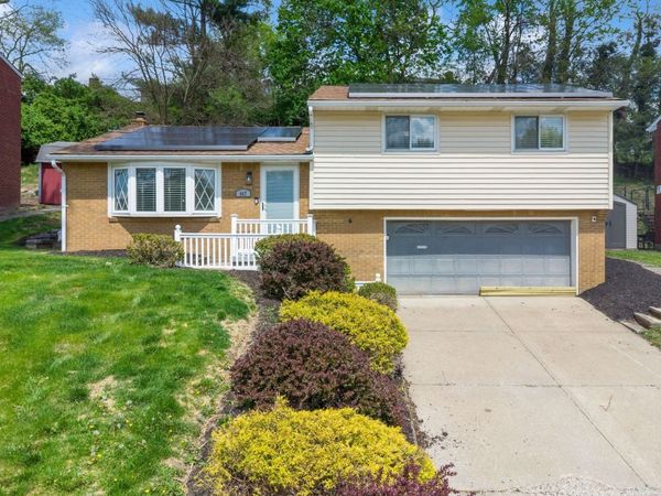 447 Saratoga Dr, Pittsburgh, PA 15236