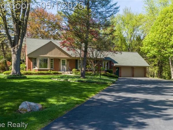 32430 Dohany Drive, Farmington Hills, MI 48336