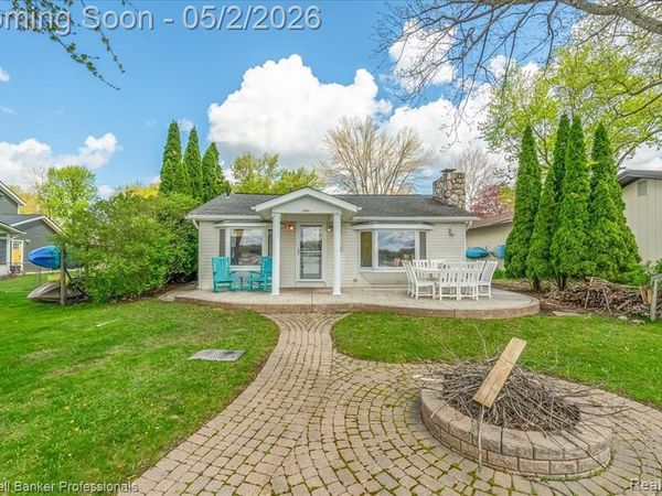 2920 Indian Trail N, Hamburg Twp, MI 48169