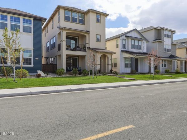 1369 Grove Street, Carson City, NV 89701