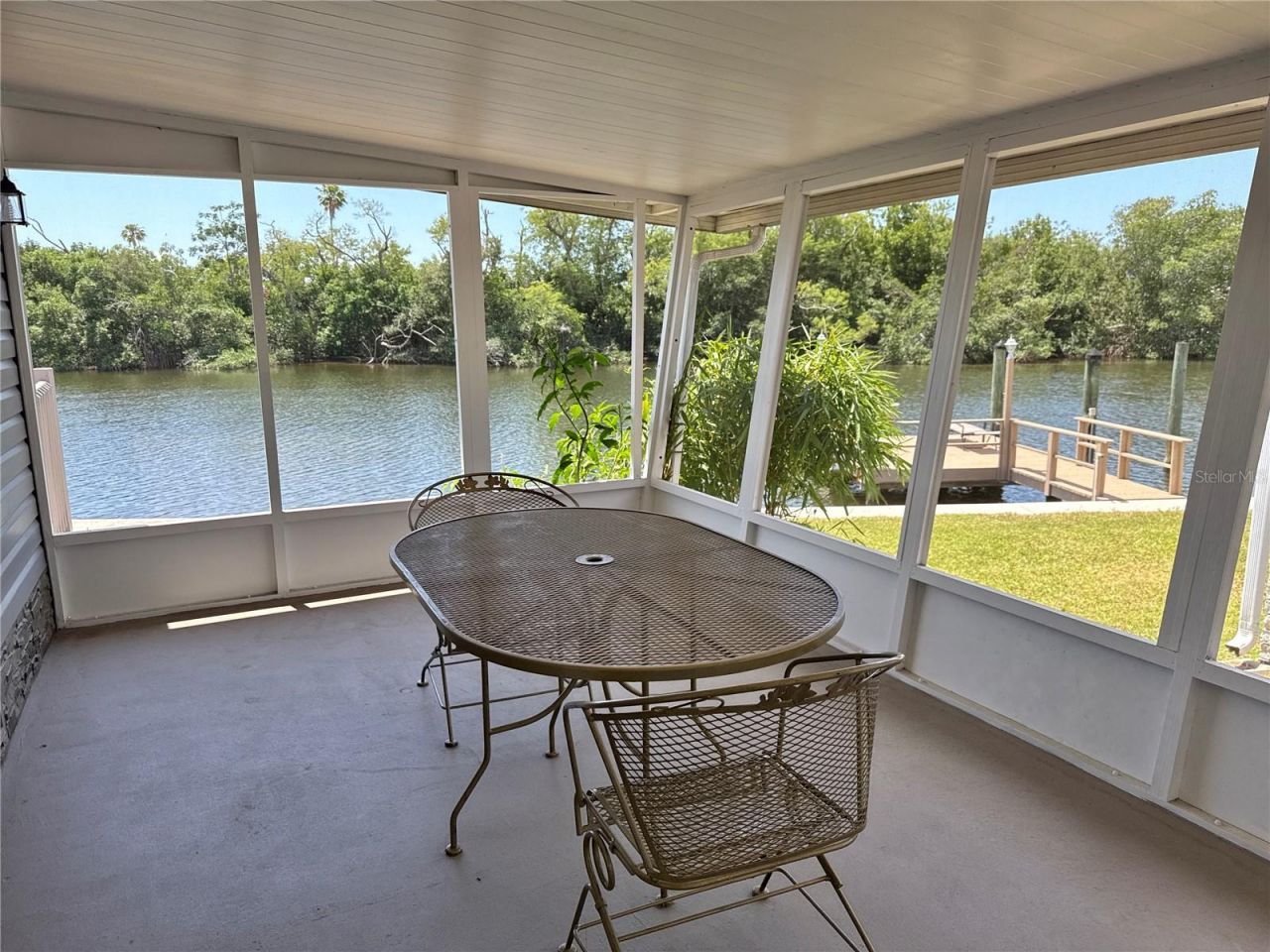 460 Mount Oak Avenue Ne, Unit 745, Saint Petersburg, FL 33702 Photo