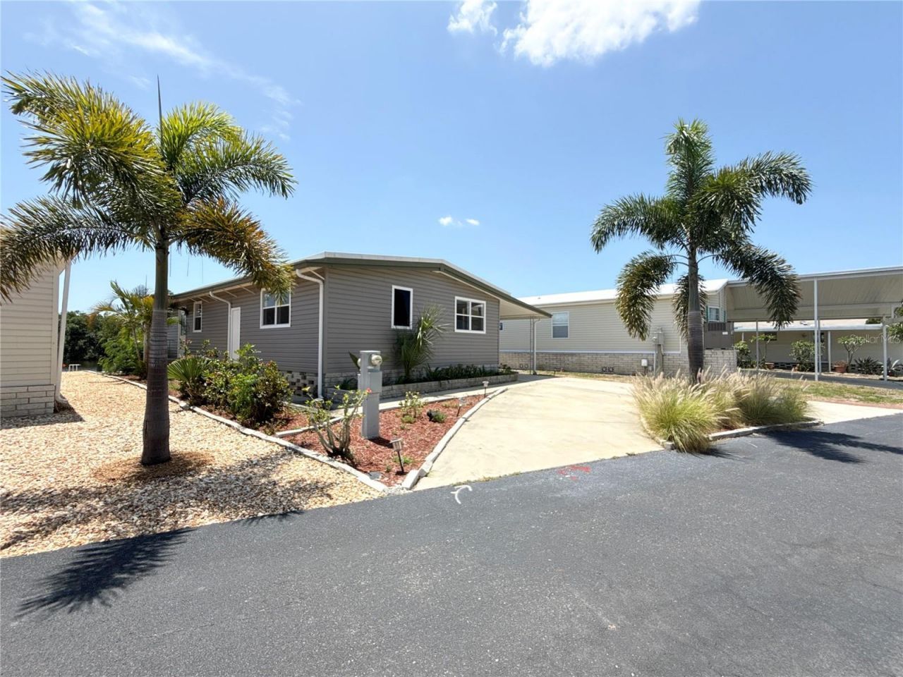 460 Mount Oak Avenue Ne, Unit 745, Saint Petersburg, FL 33702 Photo