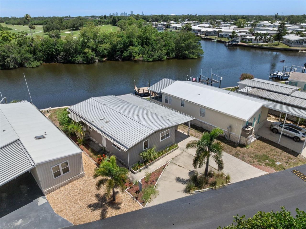 460 Mount Oak Avenue Ne, Unit 745, Saint Petersburg, FL 33702 Photo