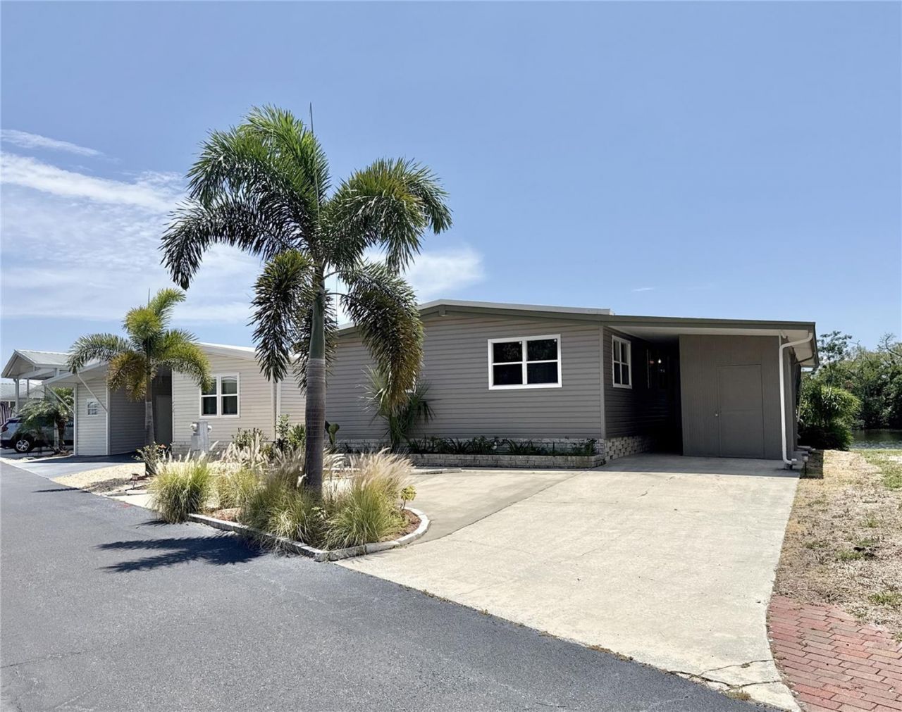 460 Mount Oak Avenue Ne, Unit 745, Saint Petersburg, FL 33702 Photo