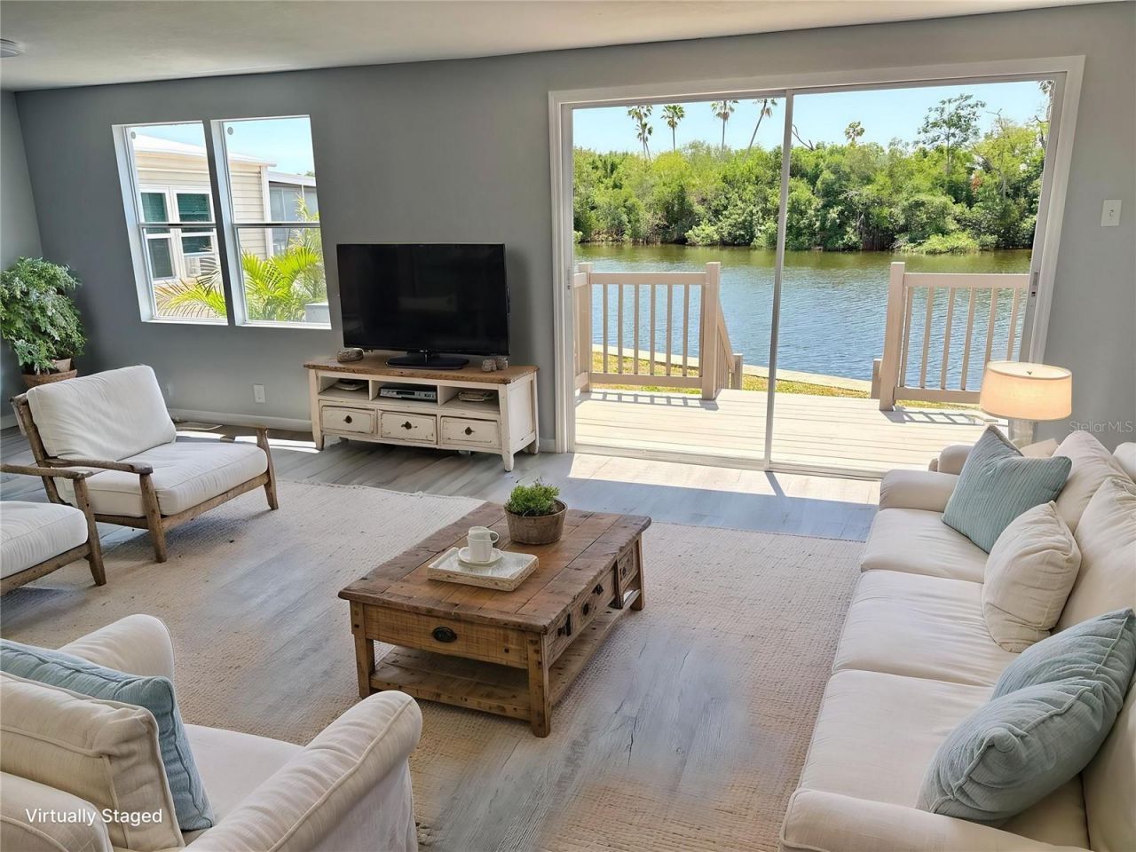 460 Mount Oak Avenue Ne, Unit 745, Saint Petersburg, FL 33702 Photo