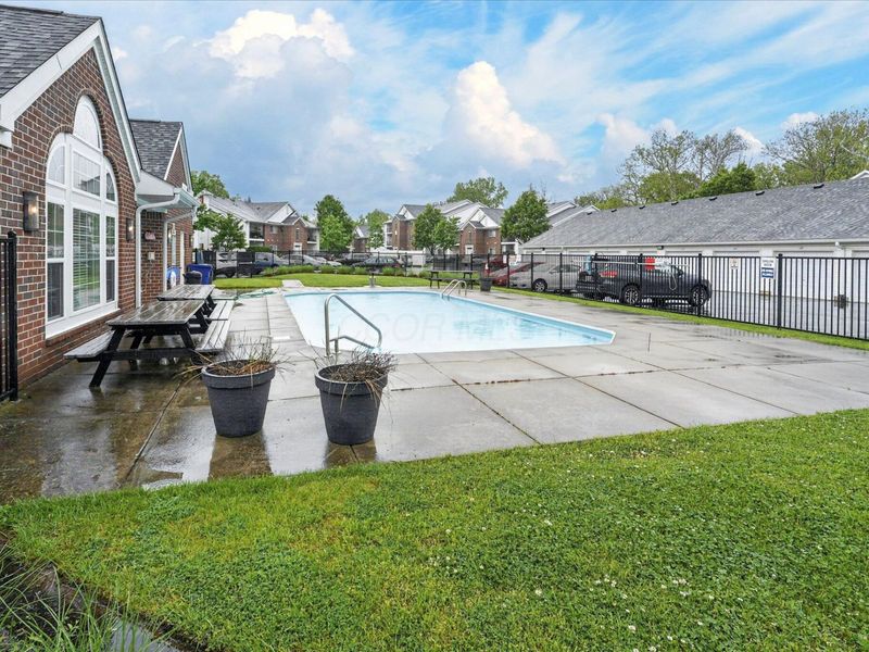 6155 Pelican Pointe, Unit 104, Columbus, OH 43231 Photo 30