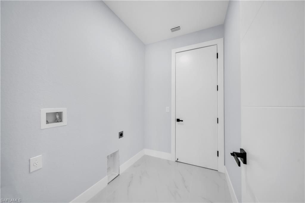 1009 Moore Ave , Lehigh Acres, FL 33972 Photo