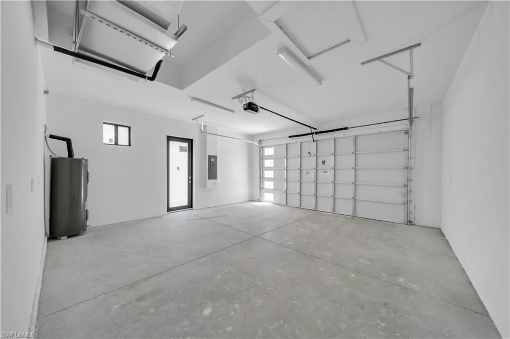 1009 Moore Ave , Lehigh Acres, FL 33972 Photo