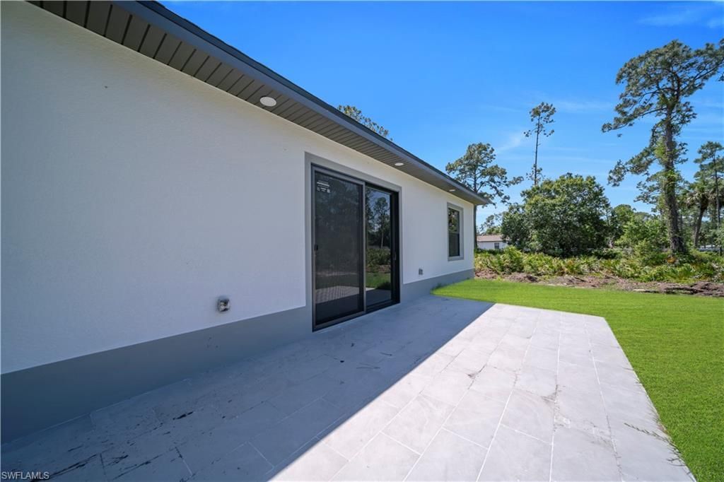 1009 Moore Ave , Lehigh Acres, FL 33972 Photo
