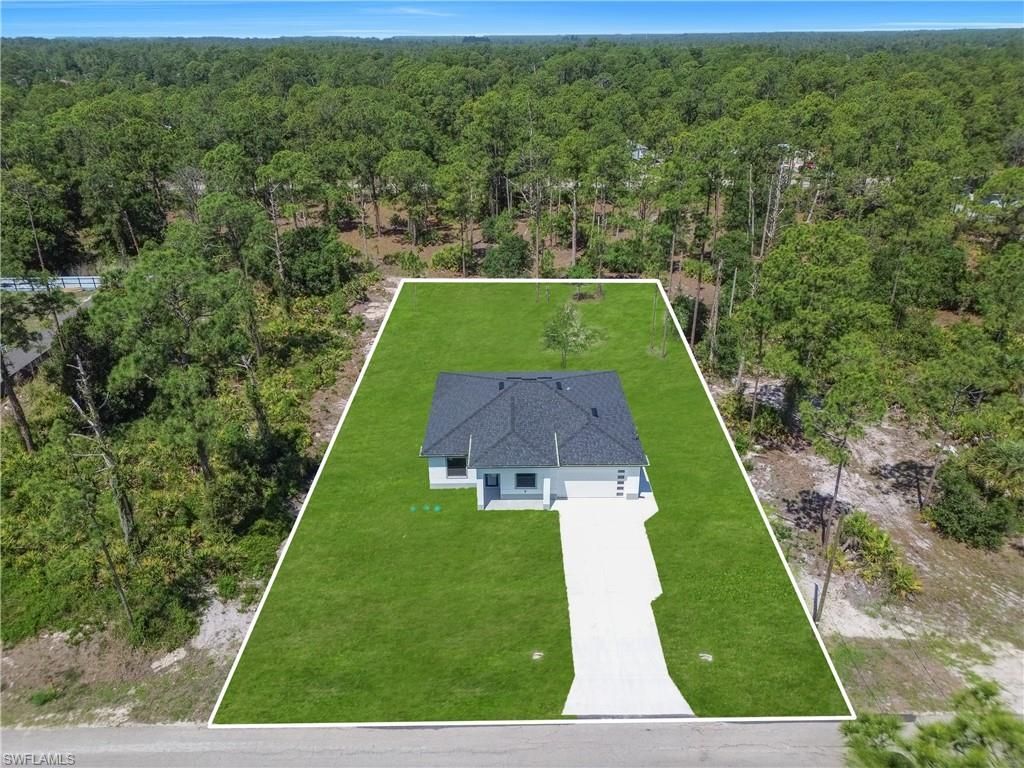 1009 Moore Ave , Lehigh Acres, FL 33972 Photo