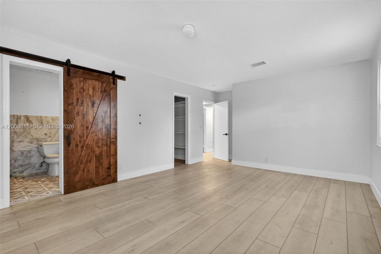 900 Tyler St, Hollywood, FL 33019 Photo