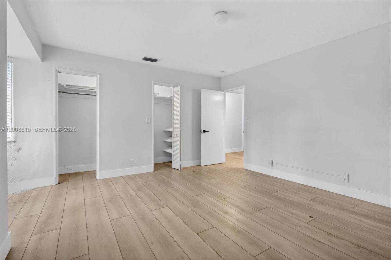 900 Tyler St, Hollywood, FL 33019 Photo