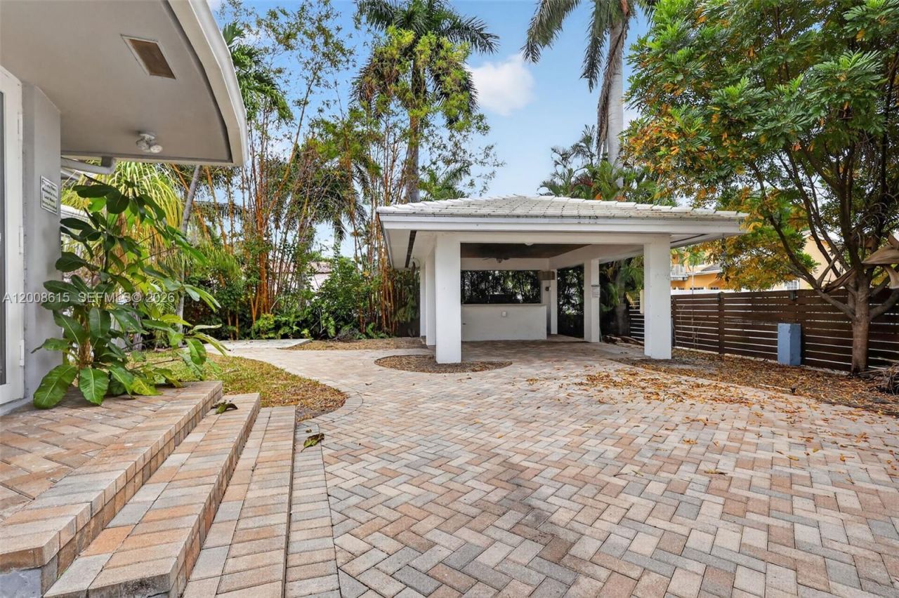 900 Tyler St, Hollywood, FL 33019 Photo