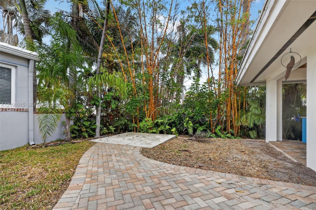 900 Tyler St, Hollywood, FL 33019 Photo