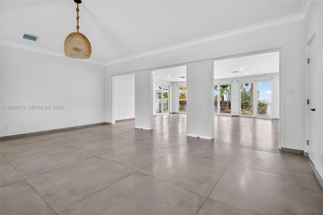 900 Tyler St, Hollywood, FL 33019 Photo