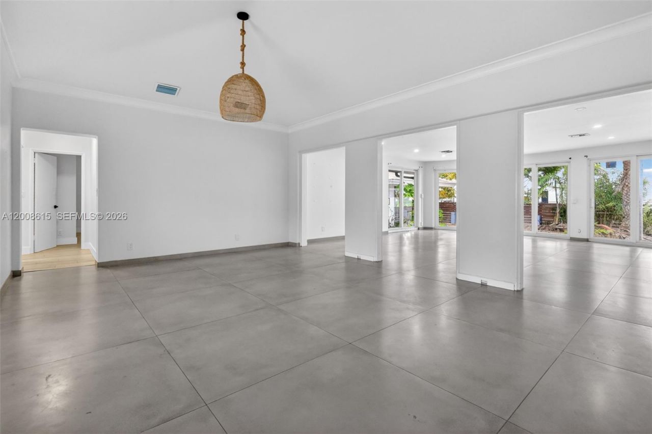 900 Tyler St, Hollywood, FL 33019 Photo