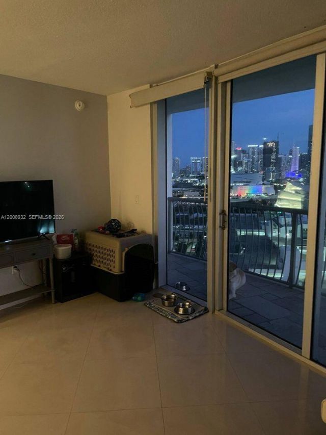 1750 N Bayshore Dr, Unit 2514, Miami, FL 33132 Photo