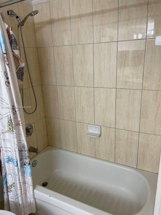 1750 N Bayshore Dr, Unit 2514, Miami, FL 33132 Photo