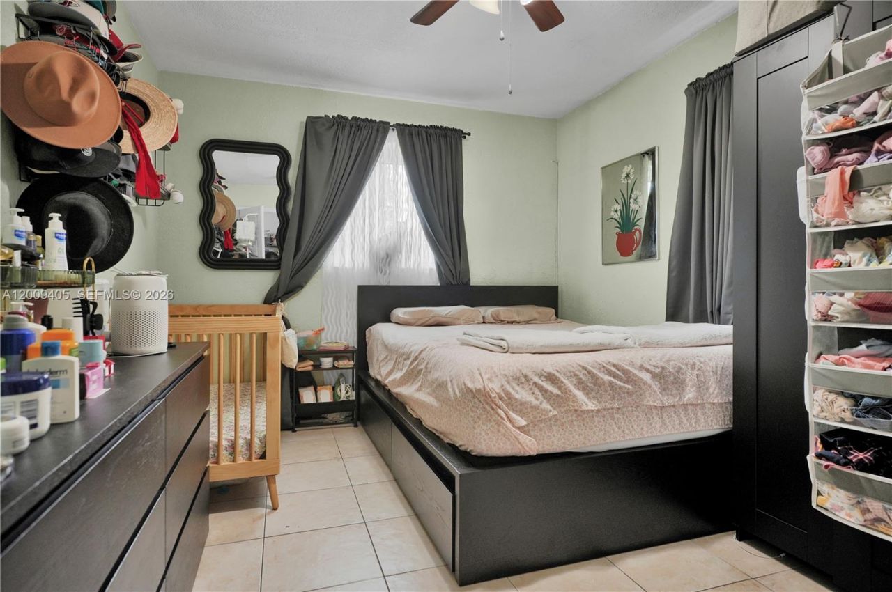 2113 NW 93rd St , Miami, FL 33147 Photo