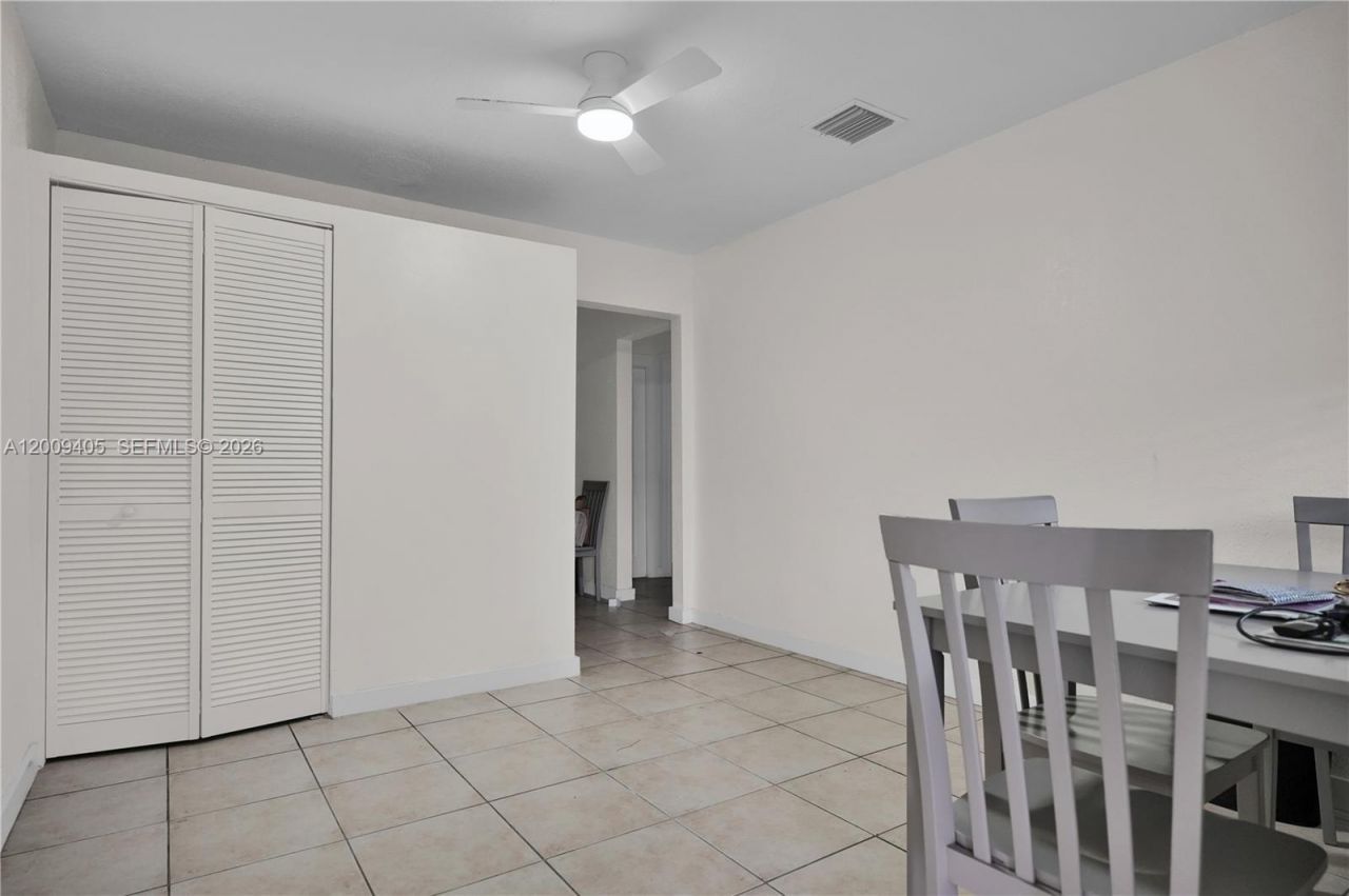 2113 NW 93rd St , Miami, FL 33147 Photo