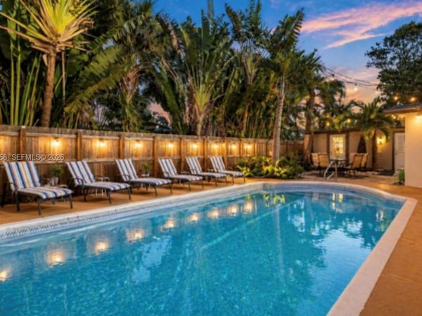 3024 NE 2nd Ter , Wilton Manors, FL 33334