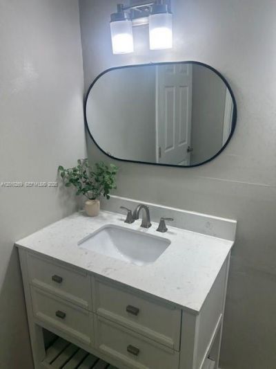 9540 SW 68th St , Miami, FL 33173 Photo