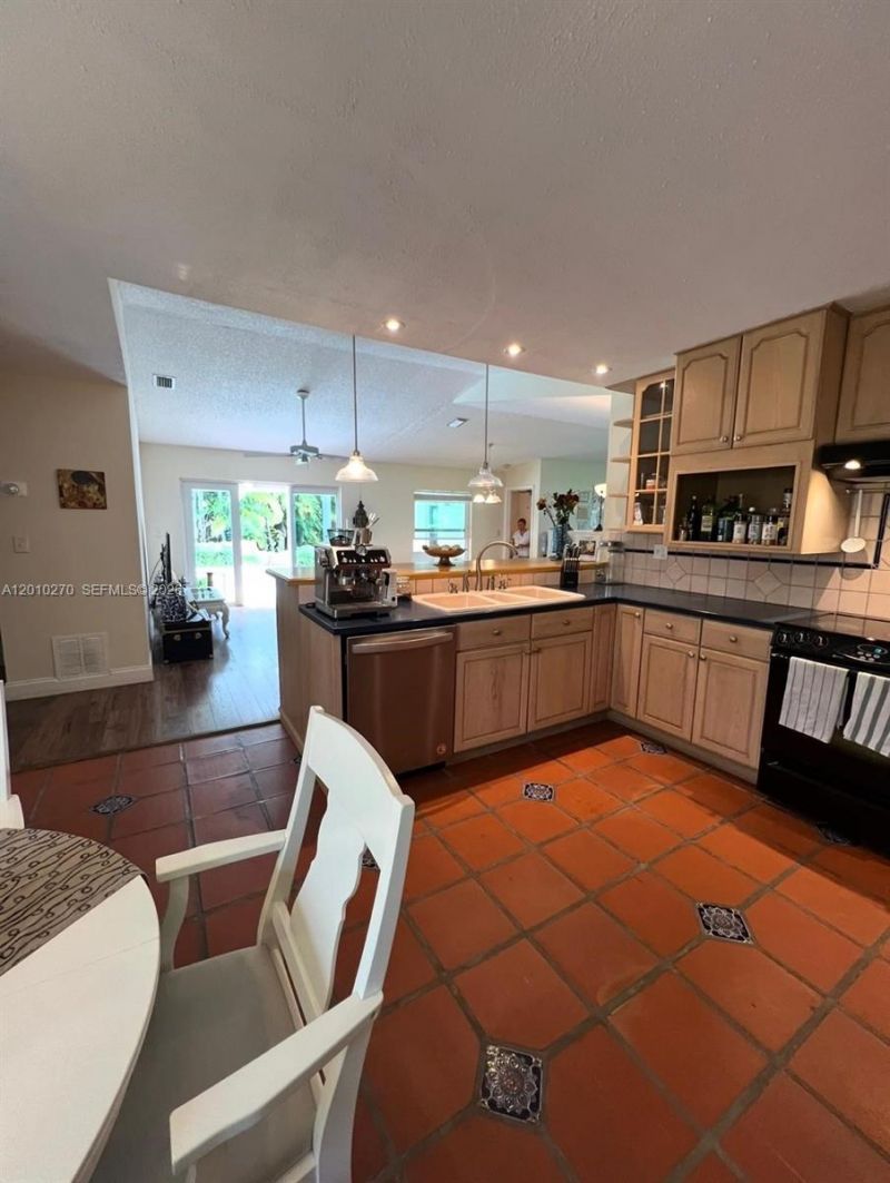 14740 SW 159th St , Miami, FL 33187 Photo