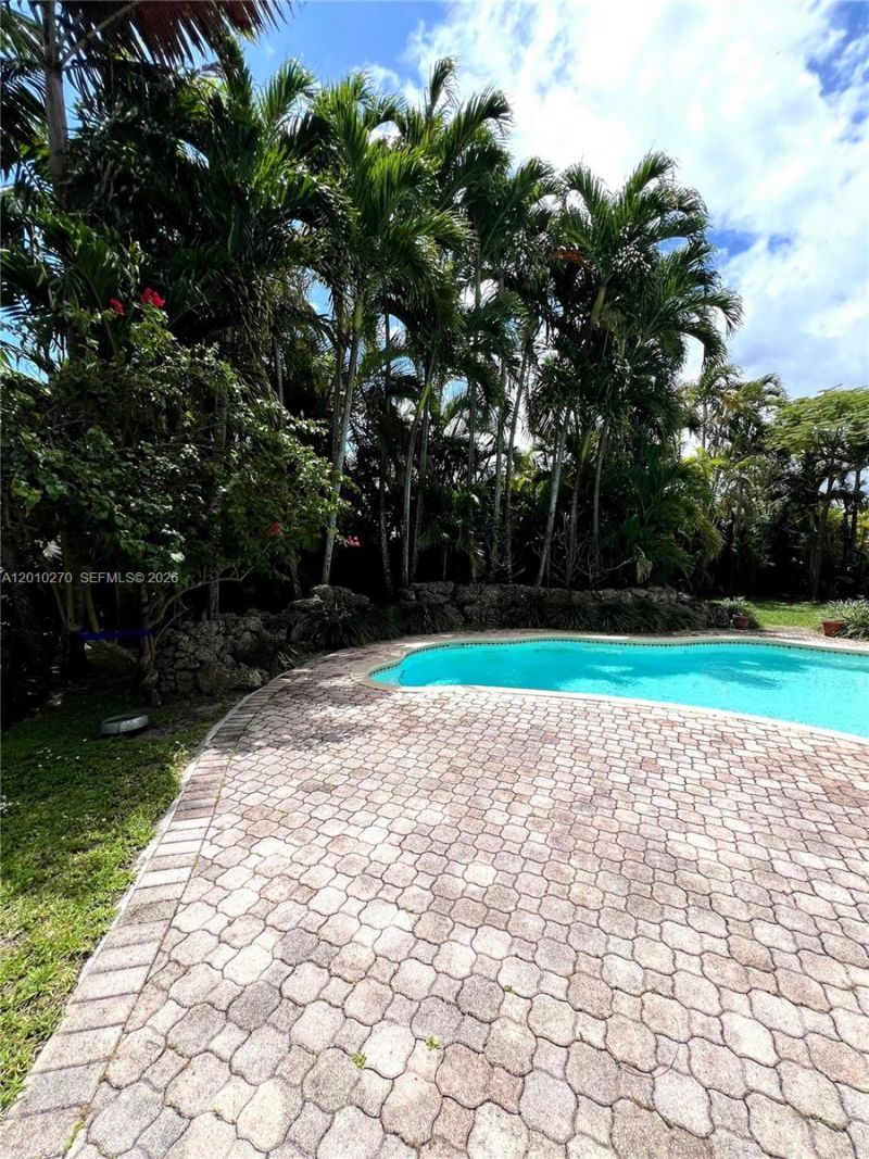 14740 SW 159th St , Miami, FL 33187 Photo