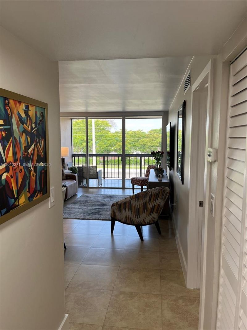 10525 SW 112th Ave, Unit 314, Miami, FL 33176 Photo